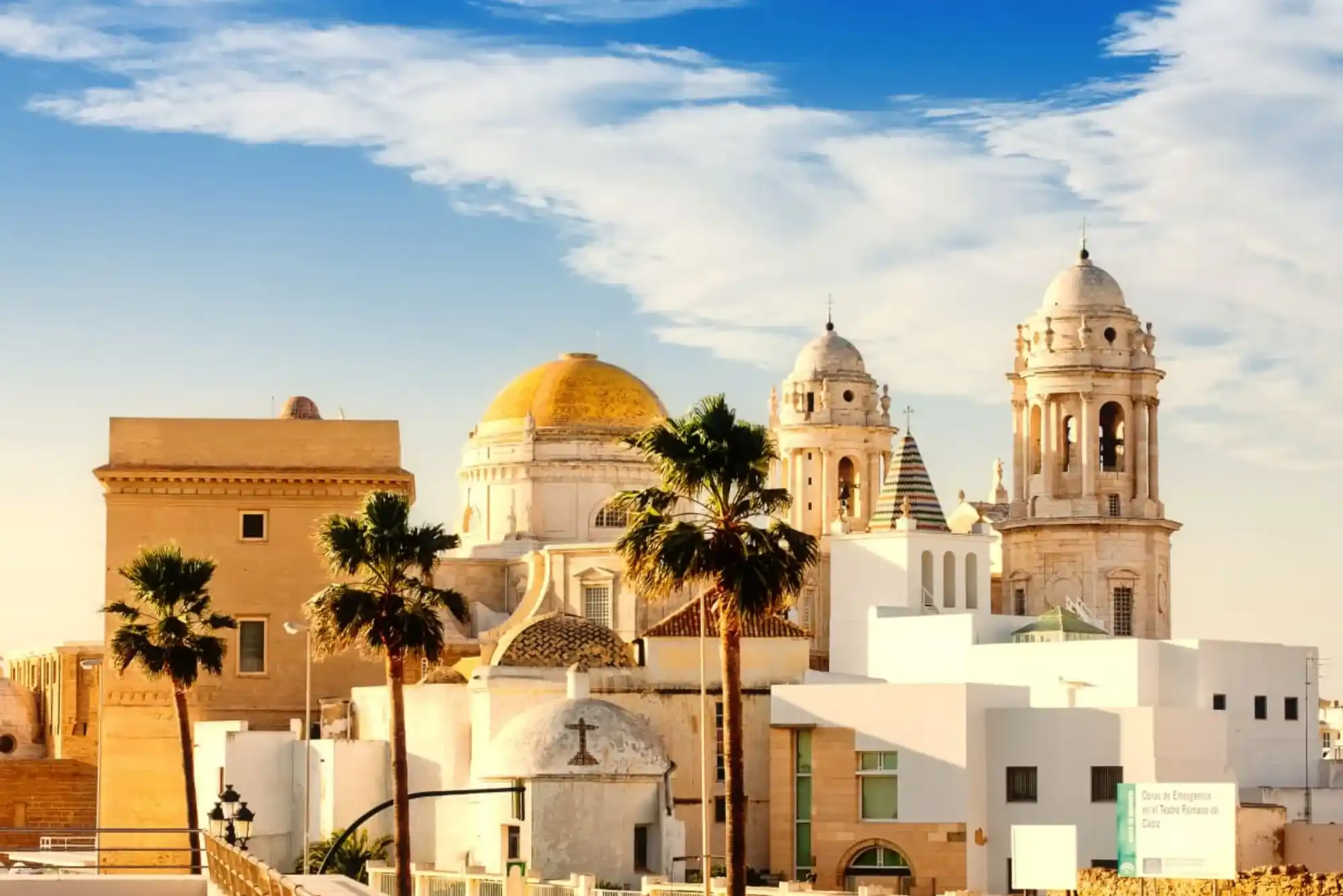 Hidden Gems Can You Discover on a Free Tour Cádiz