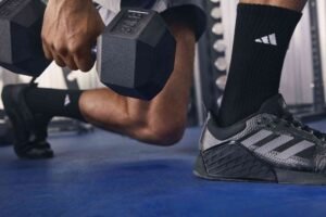 How to What Shoes to Wear to the Gym Step by Step