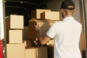 How and Why Hiring Licensed Movers in Dubai Is a Must Step